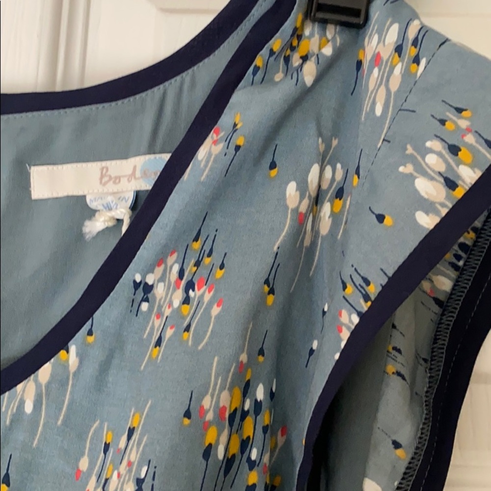 Sweet New Boden Cap Sleeve Dress